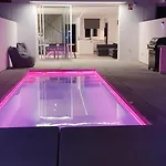 Sun Sea Villa-heated Pool
