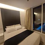 Sun Sea Villa-heated Pool